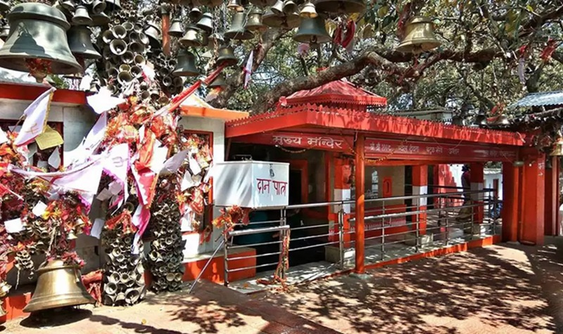 Ghodakhal Golu Devta Temple - Places to Visit in Nainital - Gola Holidays - Slide 1